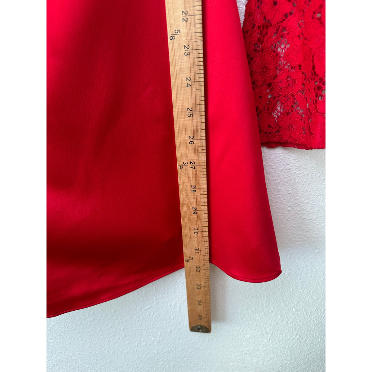 NWT House of CB Jennica Red Lace Sleeve Bustier Satin Mini Dress M