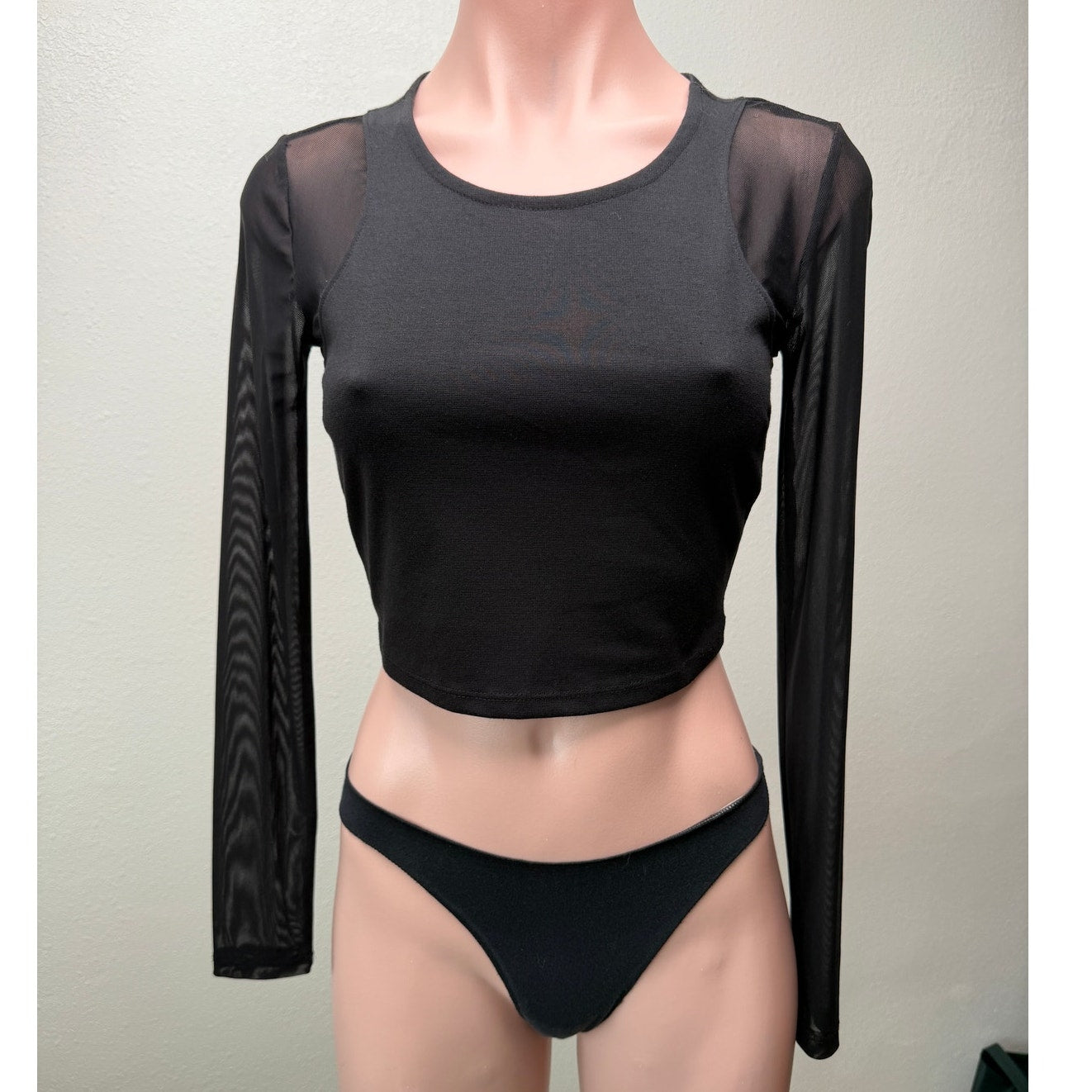 Forever 21 Black Mesh Long Sleeve Open Back Crop Top Size S
