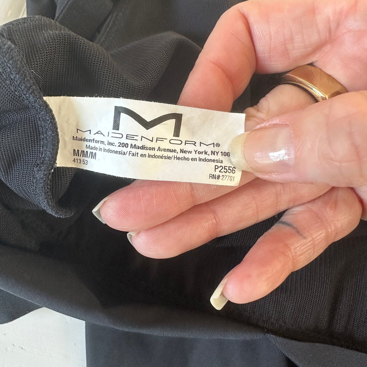 Maidenform Black Wear Your Own Bra Firm Control Shapewear M
