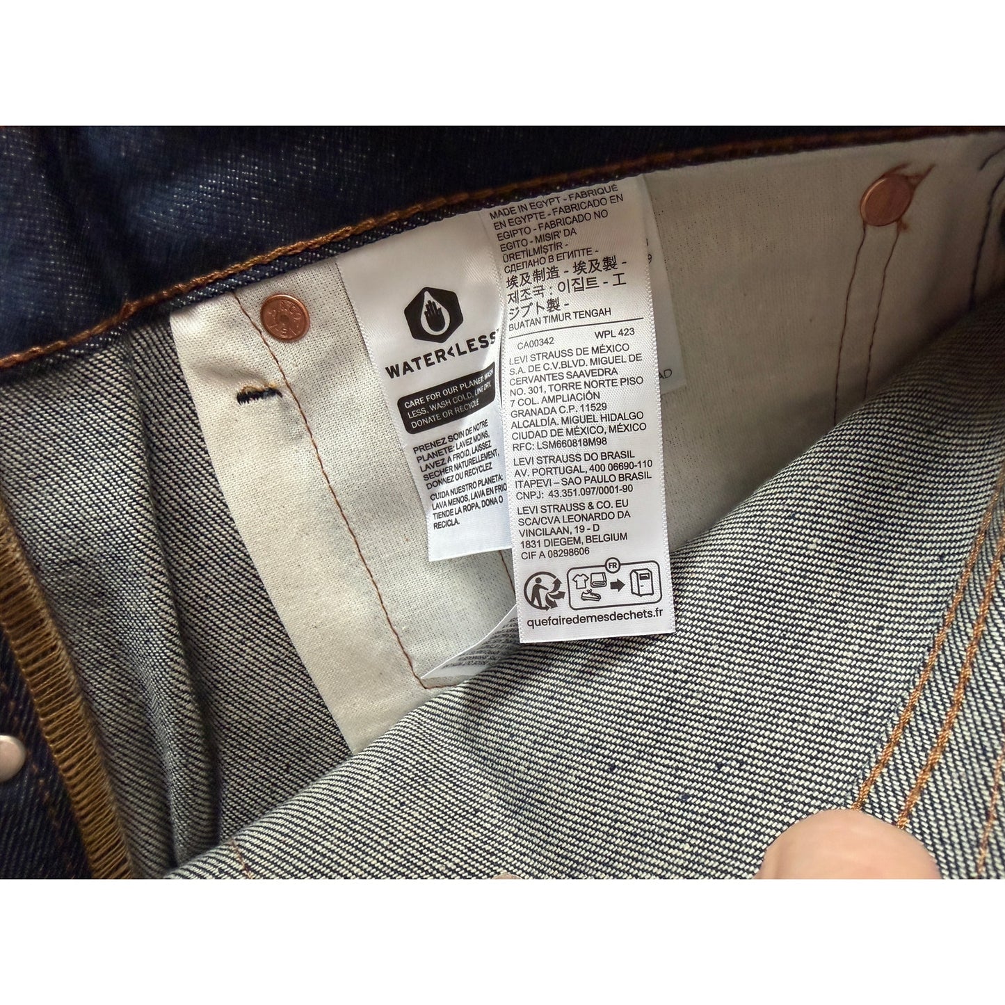 NWT Levi's 501 Original Dark Wash Men's Jeans 33x33