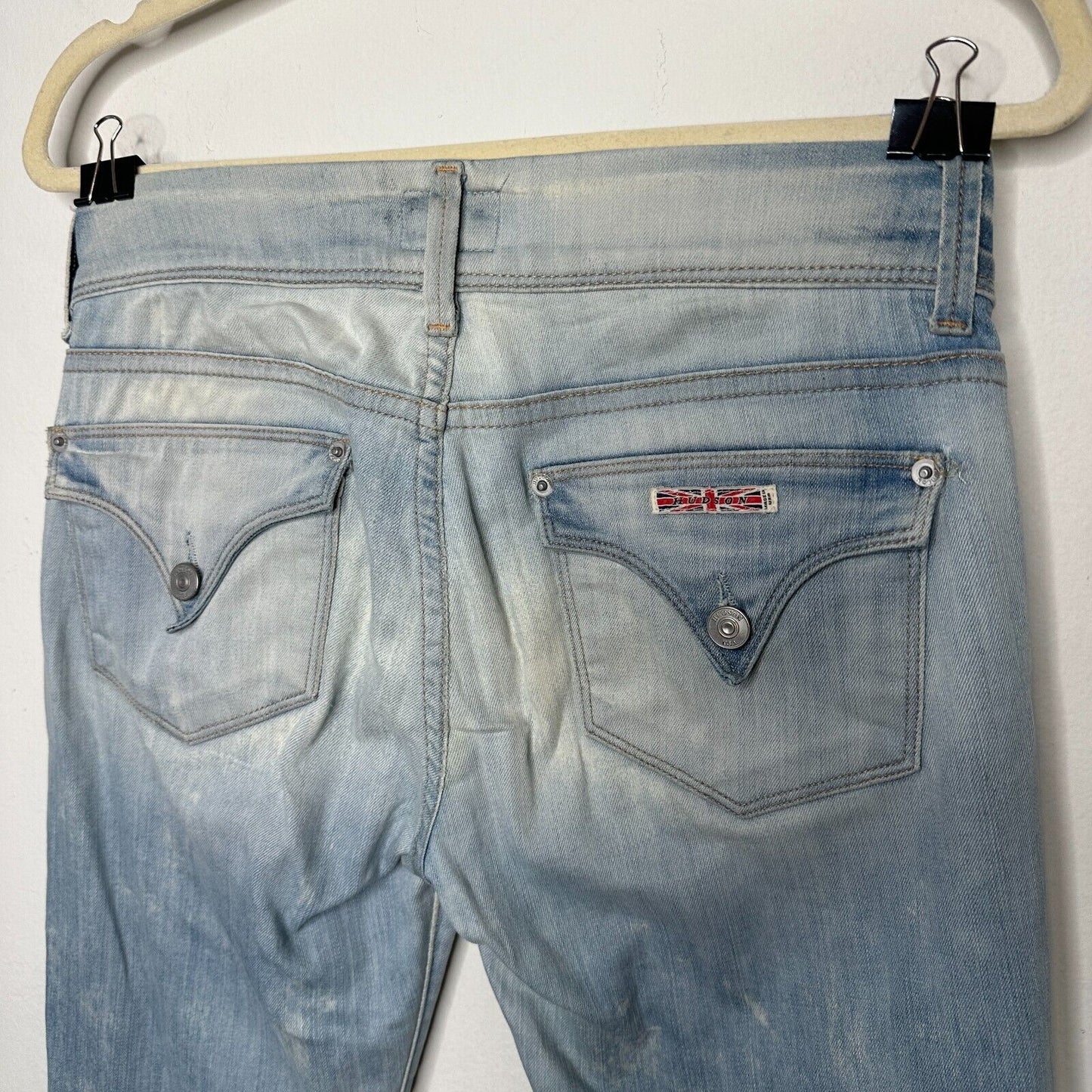 Hudson Double Button Light Blue Wash Jeans Low-Rise Boot Cut Flap Pockets 26