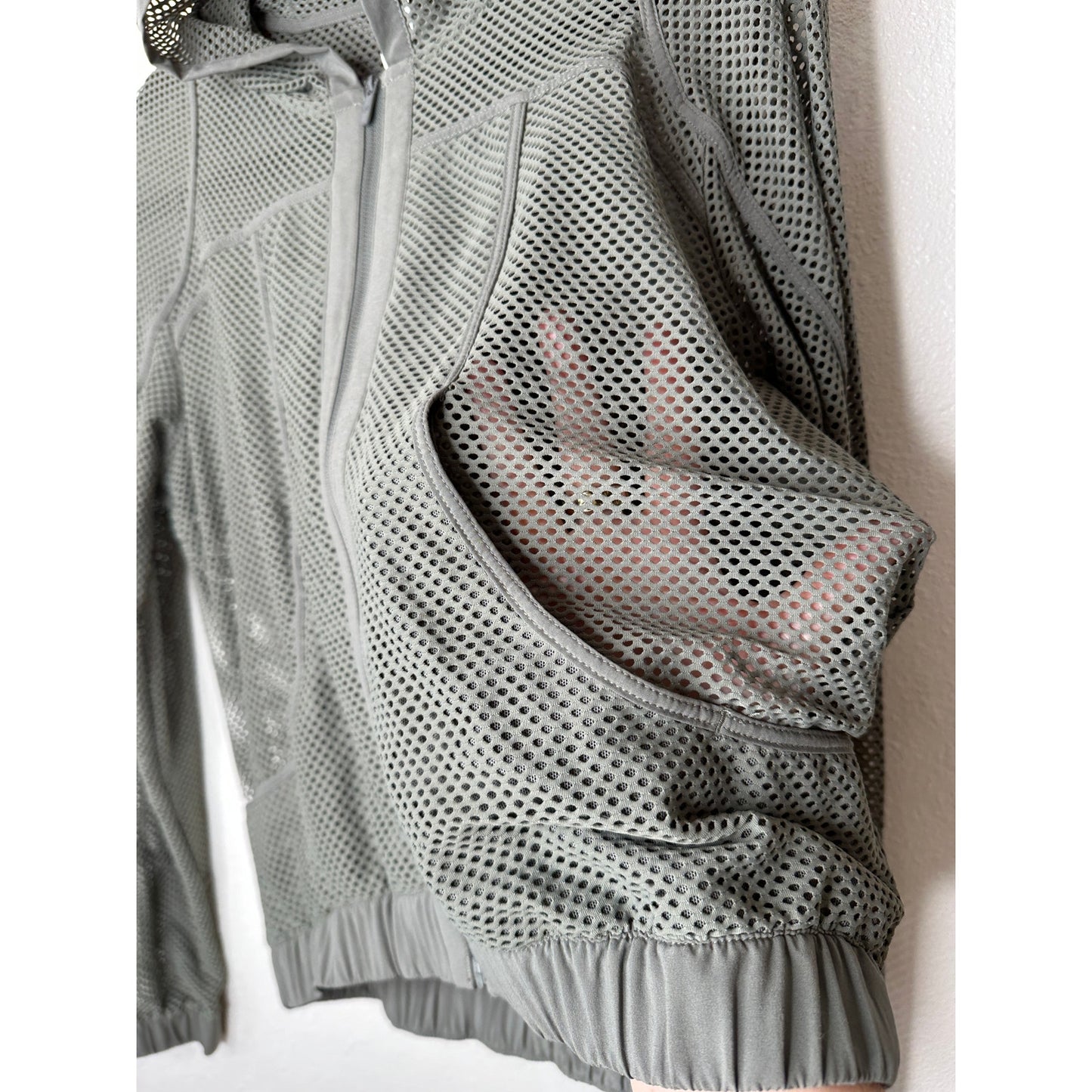Lululemon Sage Green Relaxed Fit Mesh Hooded Front Zip Jacket 4