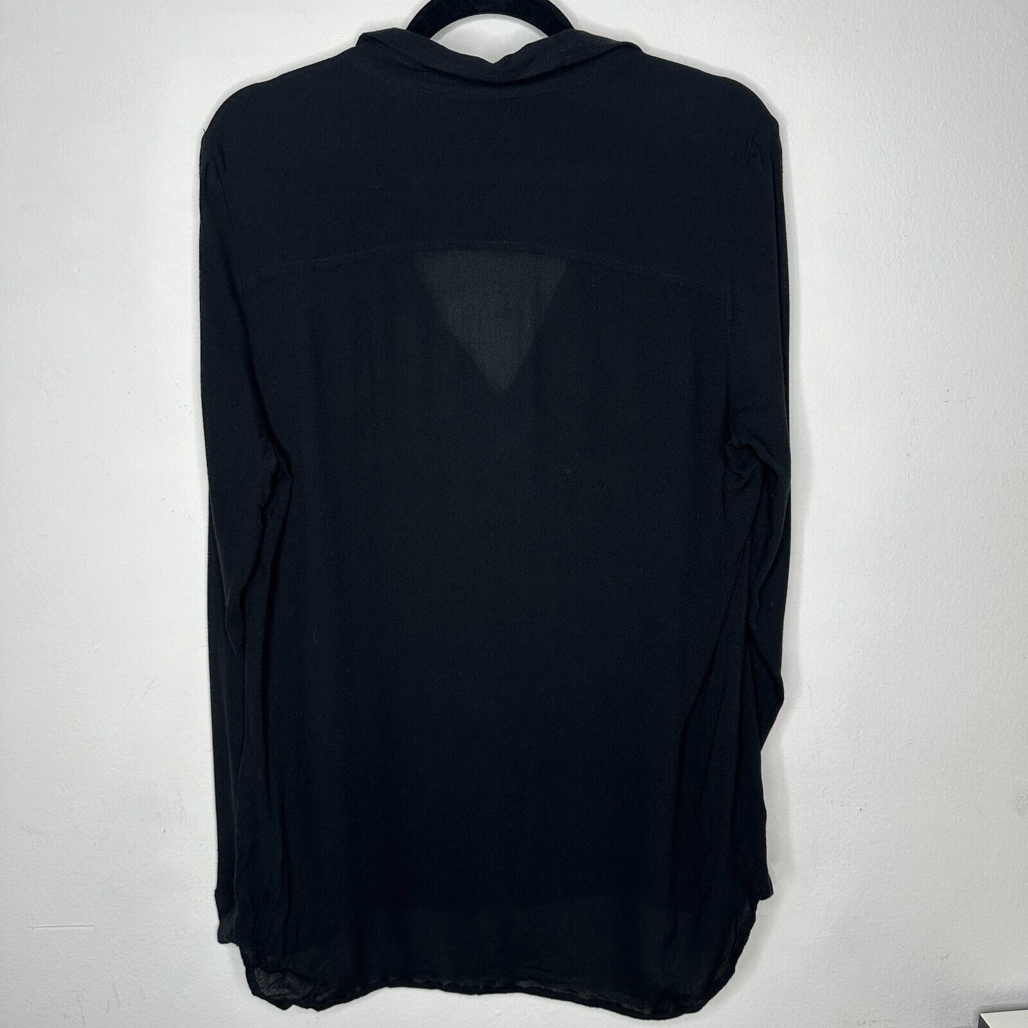 Leith Black Blouse V Neck Long Sleeve Lightweight Flowy Top Women M