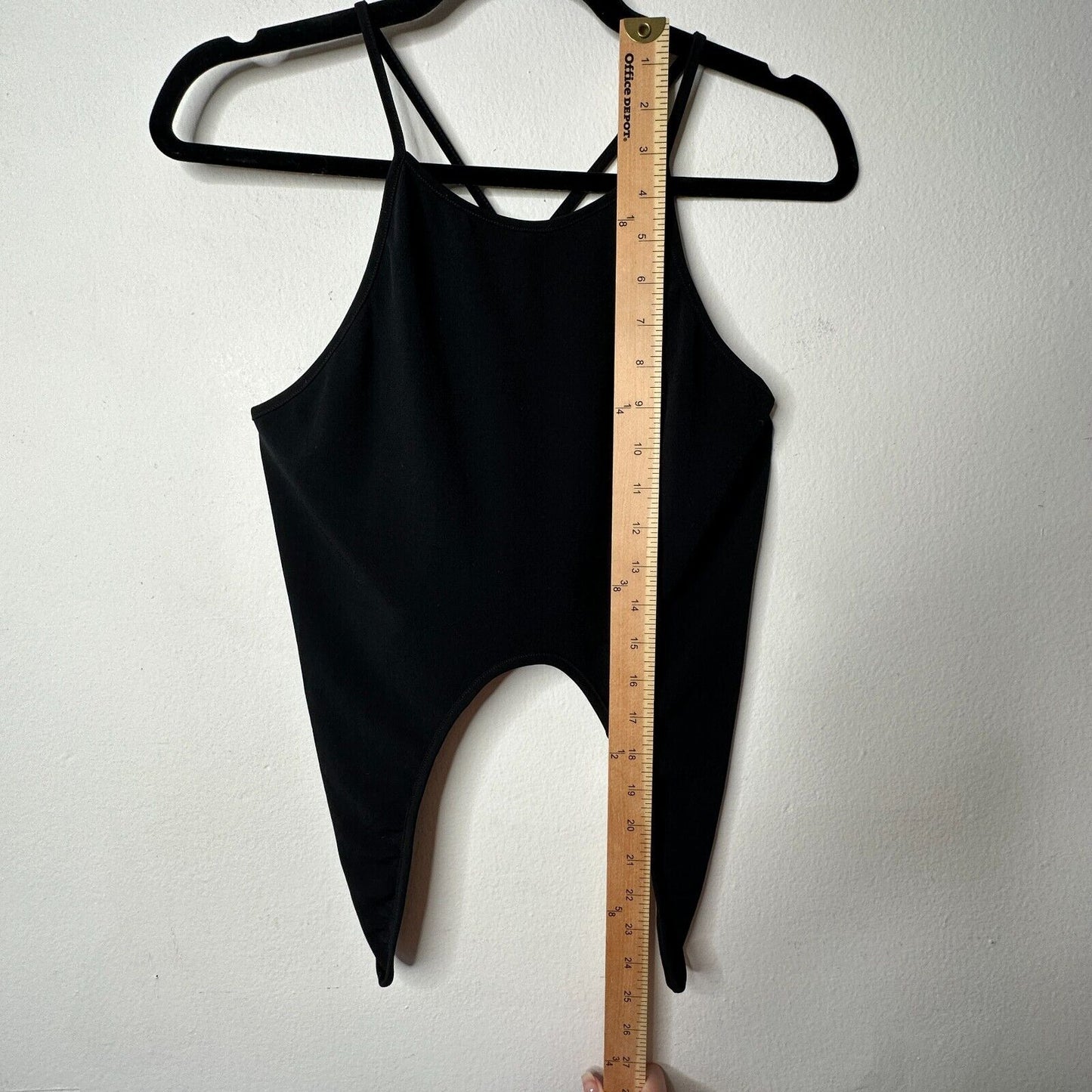 NWT Motel Jet Black Spaghetti Strap Racerback Tank Top Cami Crop Cut Out Smalll