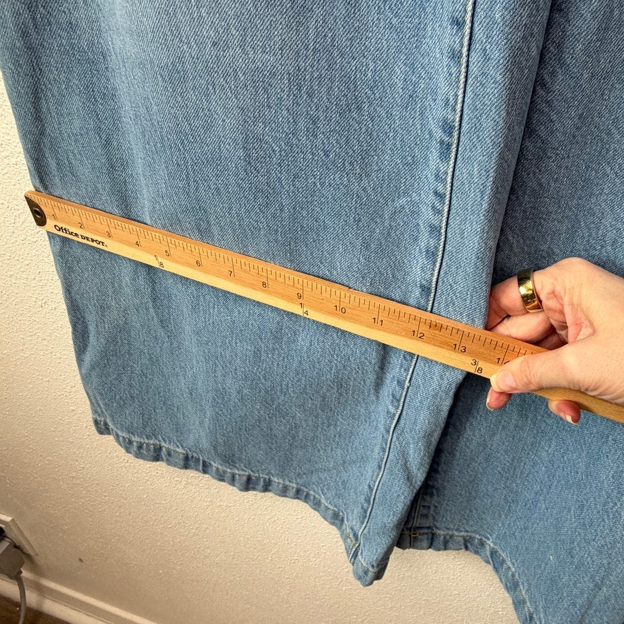 Forever 21 Wide Leg Jeans Mid Rise Size 28 Women