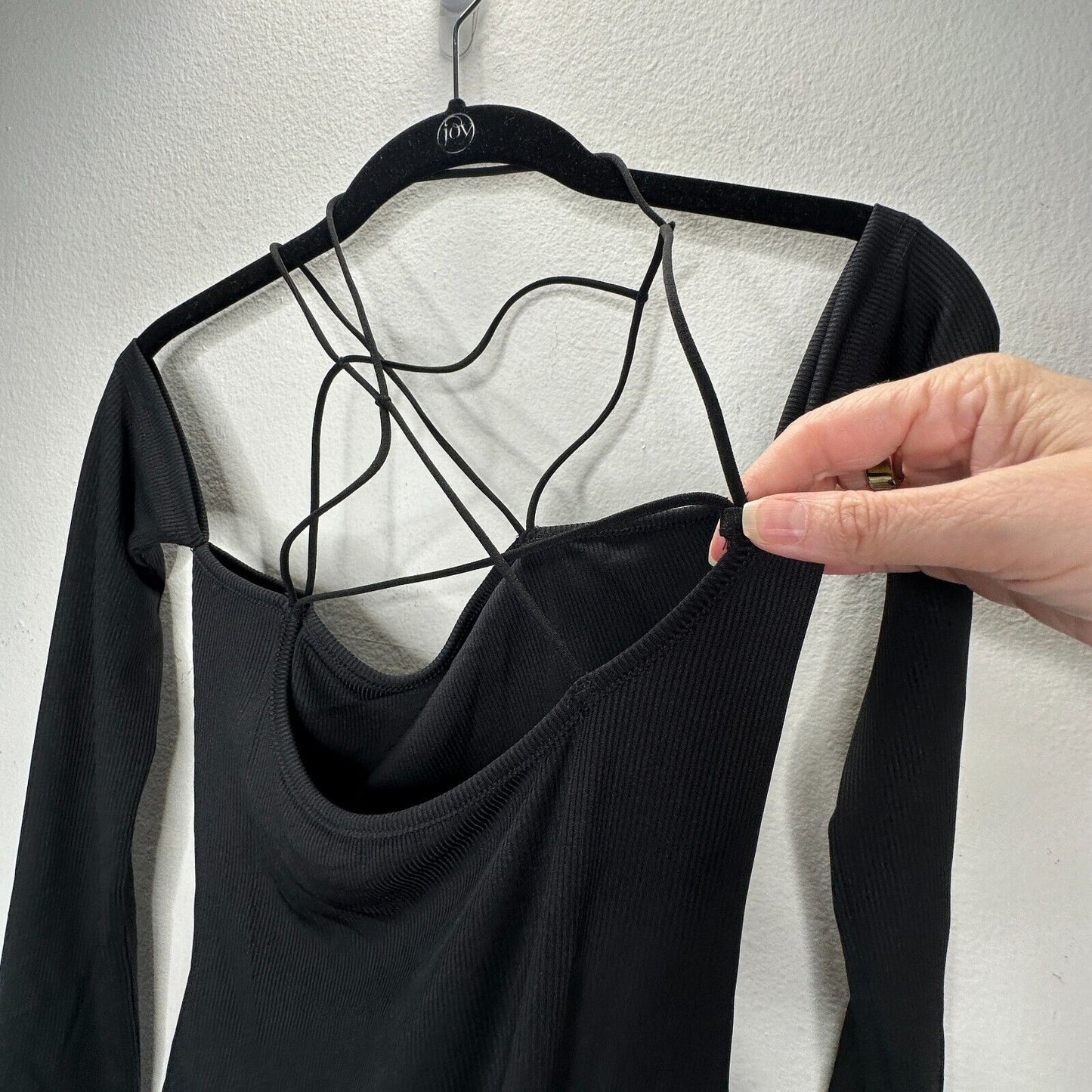 Black Bandeau Style Attached Arm Sleeve Criss Cross Back Bodysuit Snap Close M