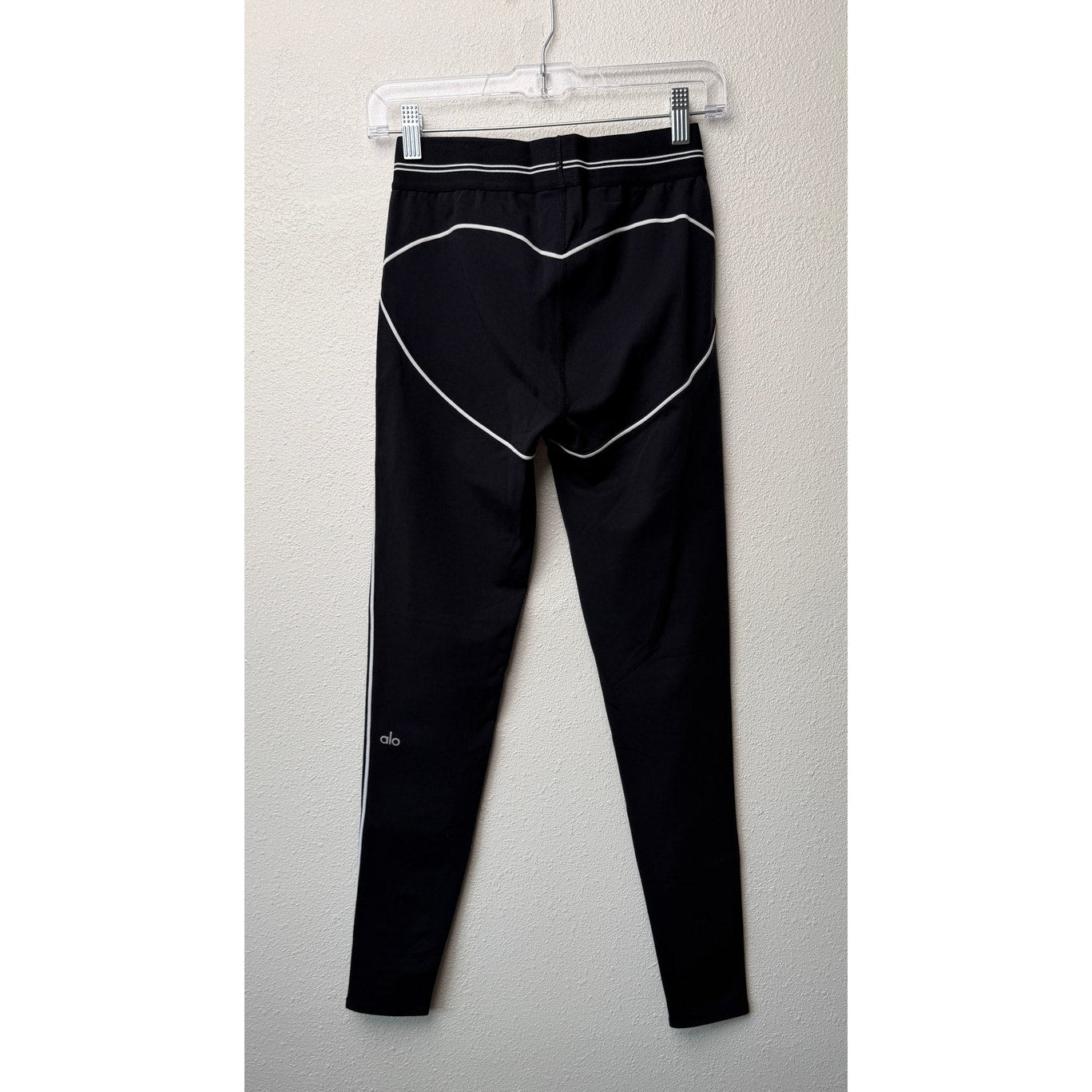 Alo Airbrush Heart Throb Leggings Black White Stitch US S