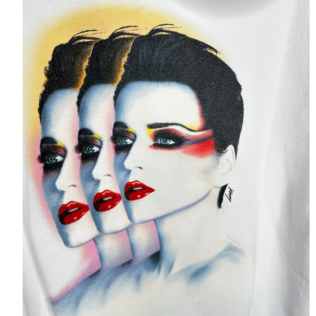 Katy Perry Graphic Hoodie White Women’s M Pullover Sweatshirt