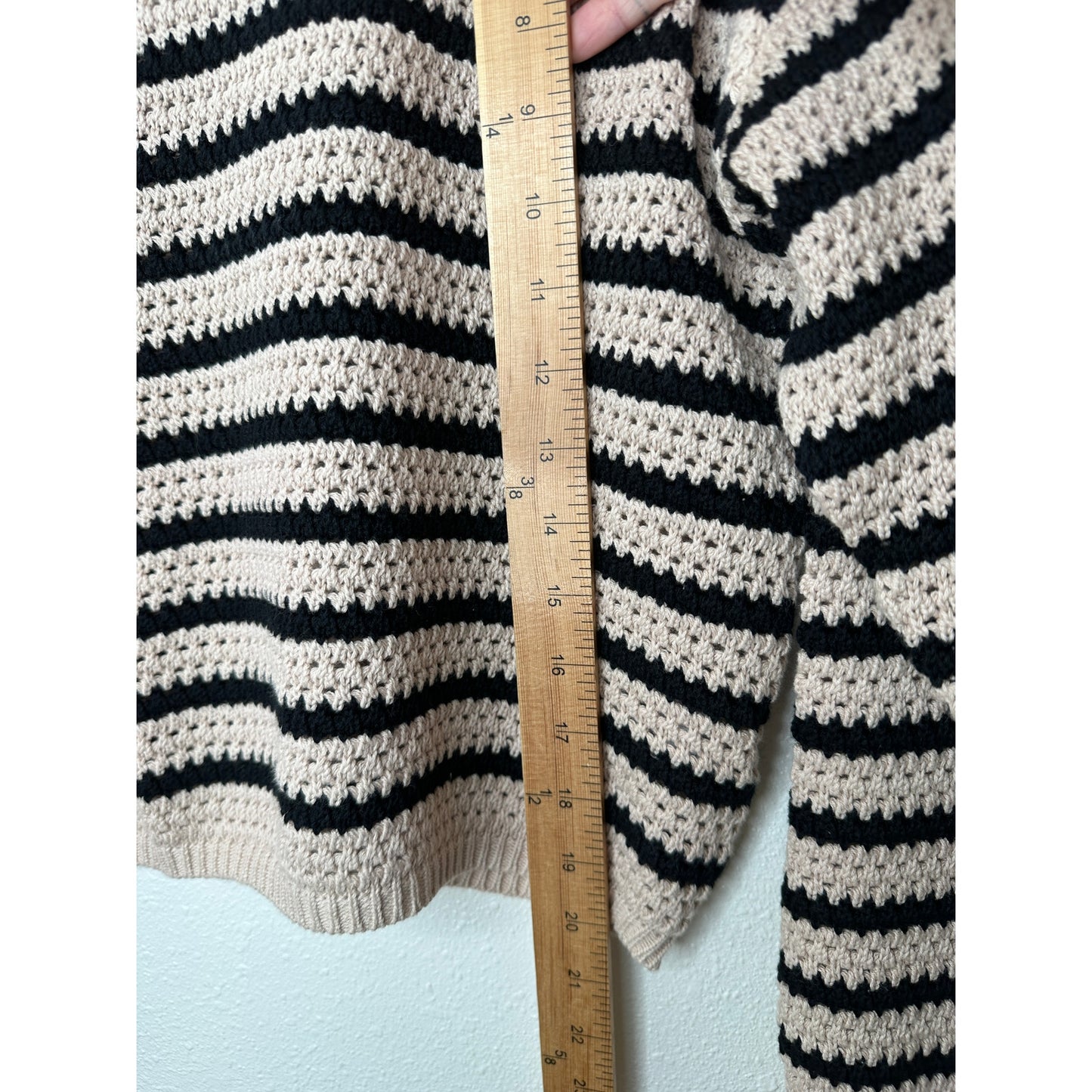 NWT Le Lis Tan & Black Striped Round Neck Raglan Sleeve Crop Sweater L