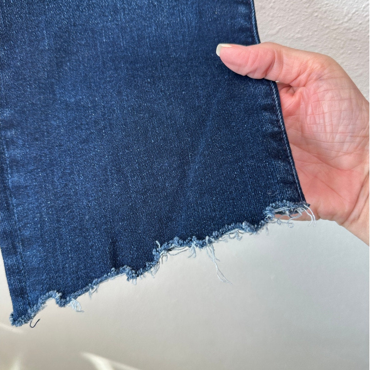 AG Prima Jeans Medium Dark Wash Womens US 28 Cigarette