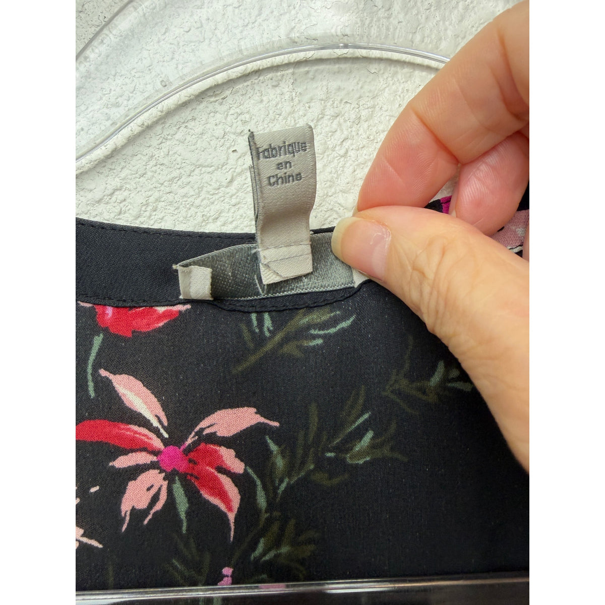 Joie Black Pink Floral Silk V Neck Blouse Women S
