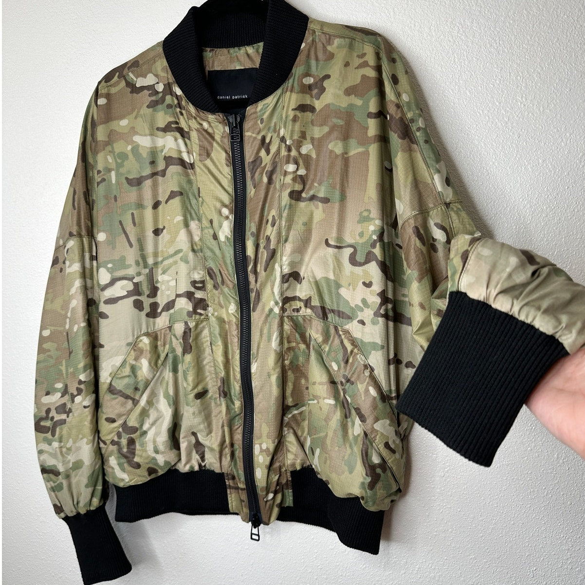 Daniel Patrick Olive Camo Front Split Zip Satin Long Sleeve Bomber Jacket M
