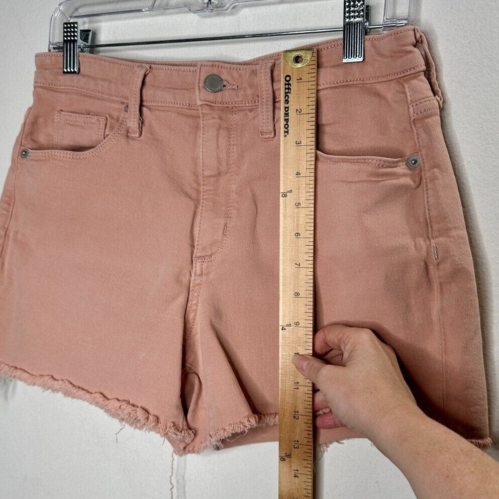 Universal Thread Peach High Rise Cut Off Raw Hem Jean Denim Shorts 8 / 29