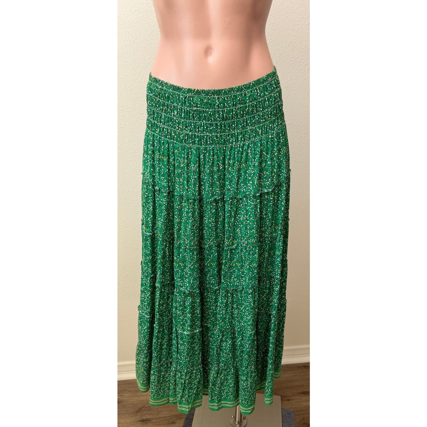 Max Studio Green Floral Tiered Midi Skirt Womens M
