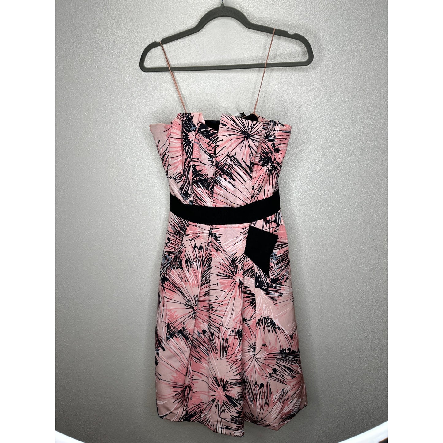 NWT Carolina Herrera Pink Black Splash Parasol Print Faille Strapless Cocktail Dress S