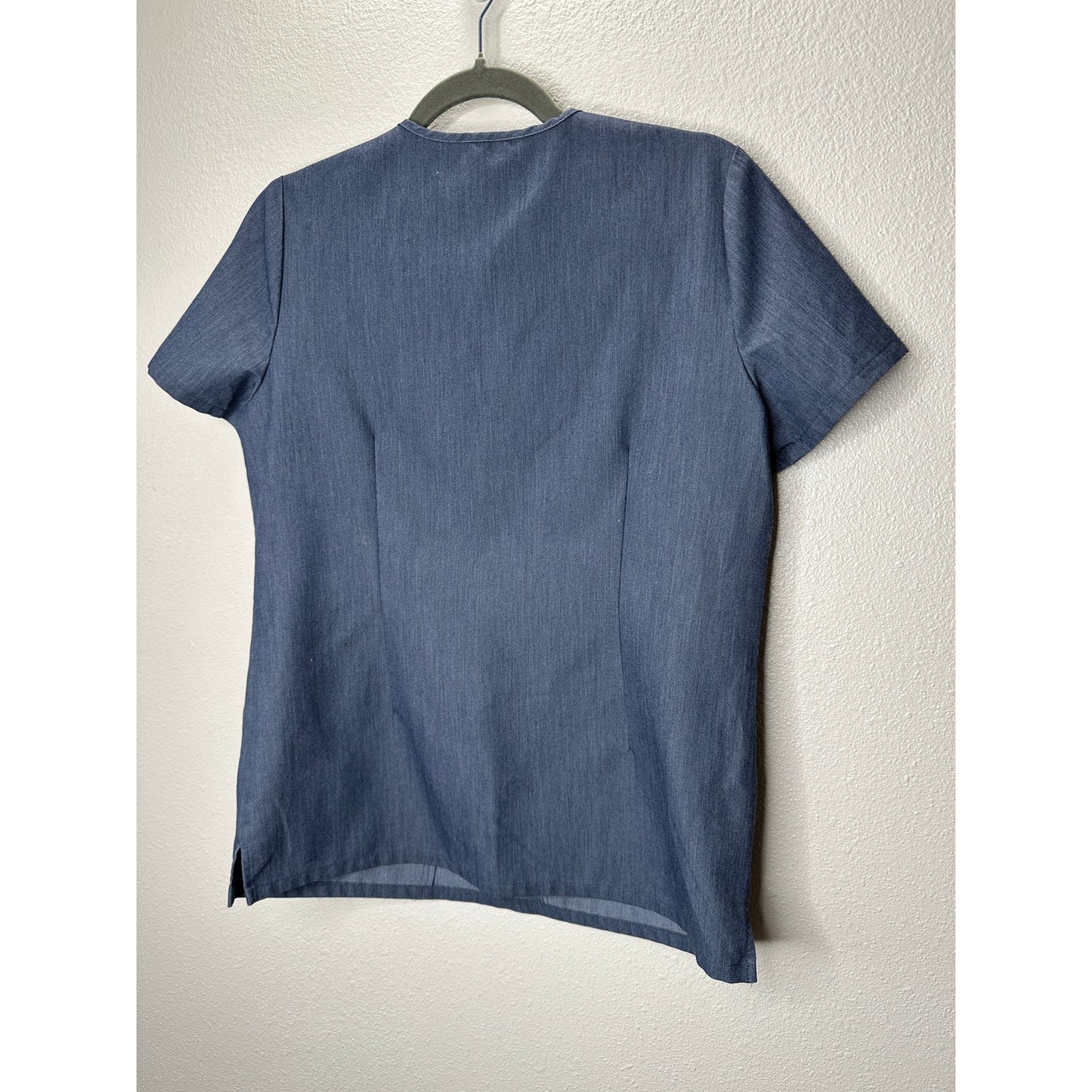 Blue Denim Casma 3 Pocket Classic Fit V-Neck Scrub Top S