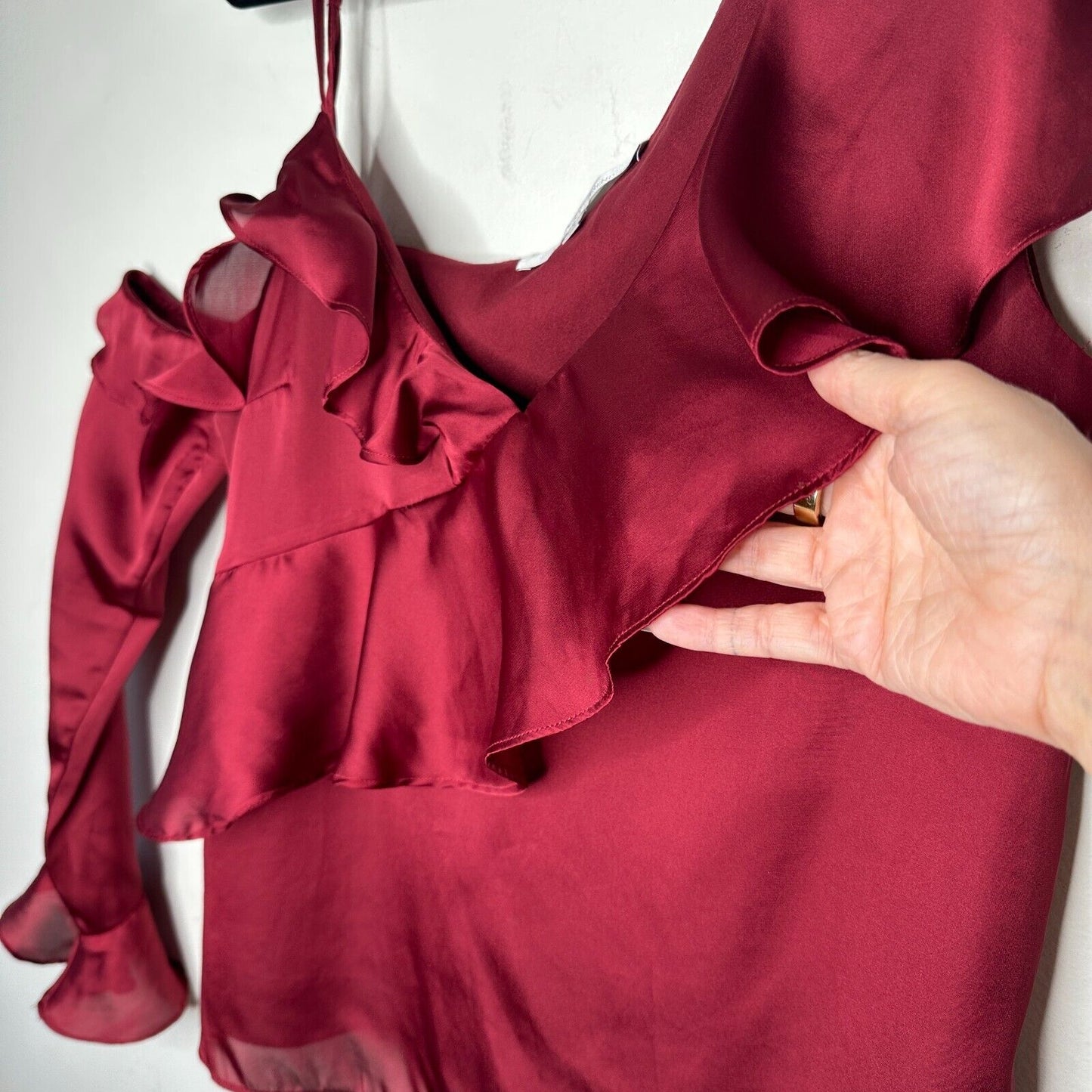 Revolve Lovers + Friends Deep Red Ruffled Flowy One-Sleeve Shoulder Blouse L