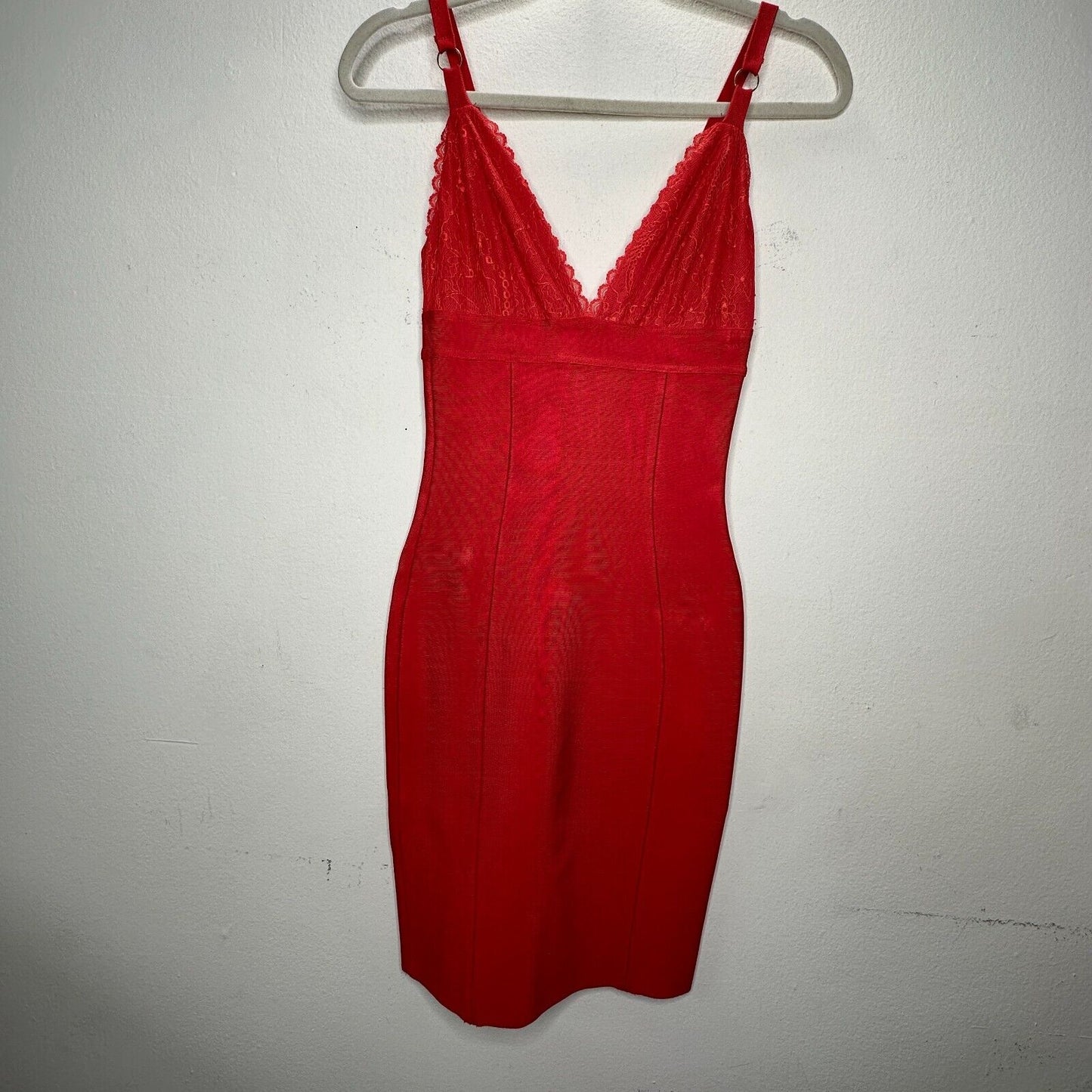 House of CB London Red Lace Trim VNeck Sleeveless Bodycon Bandage Dress Mini XS