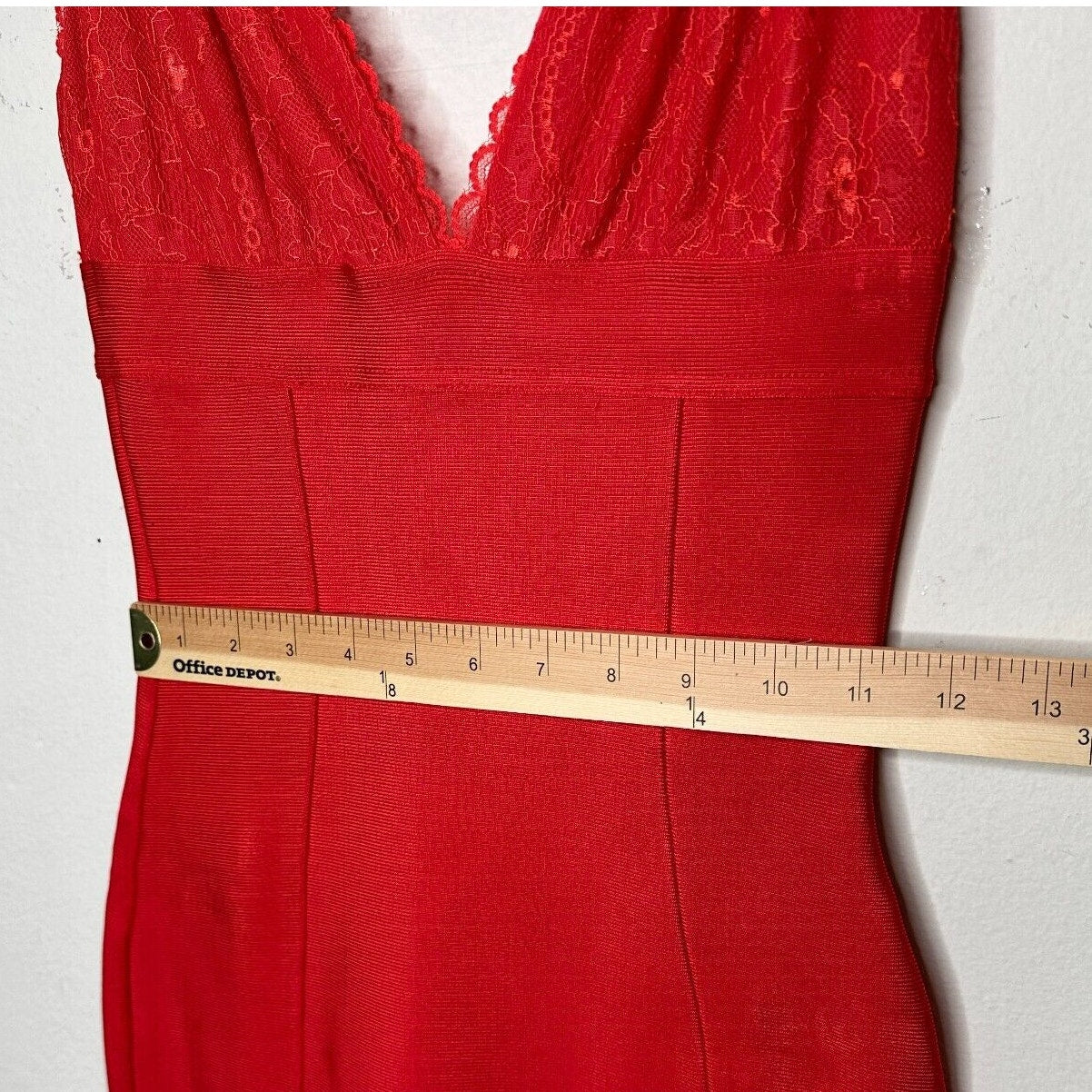 House of CB London Red Lace Trim VNeck Sleeveless Bodycon Bandage Dress Mini XS