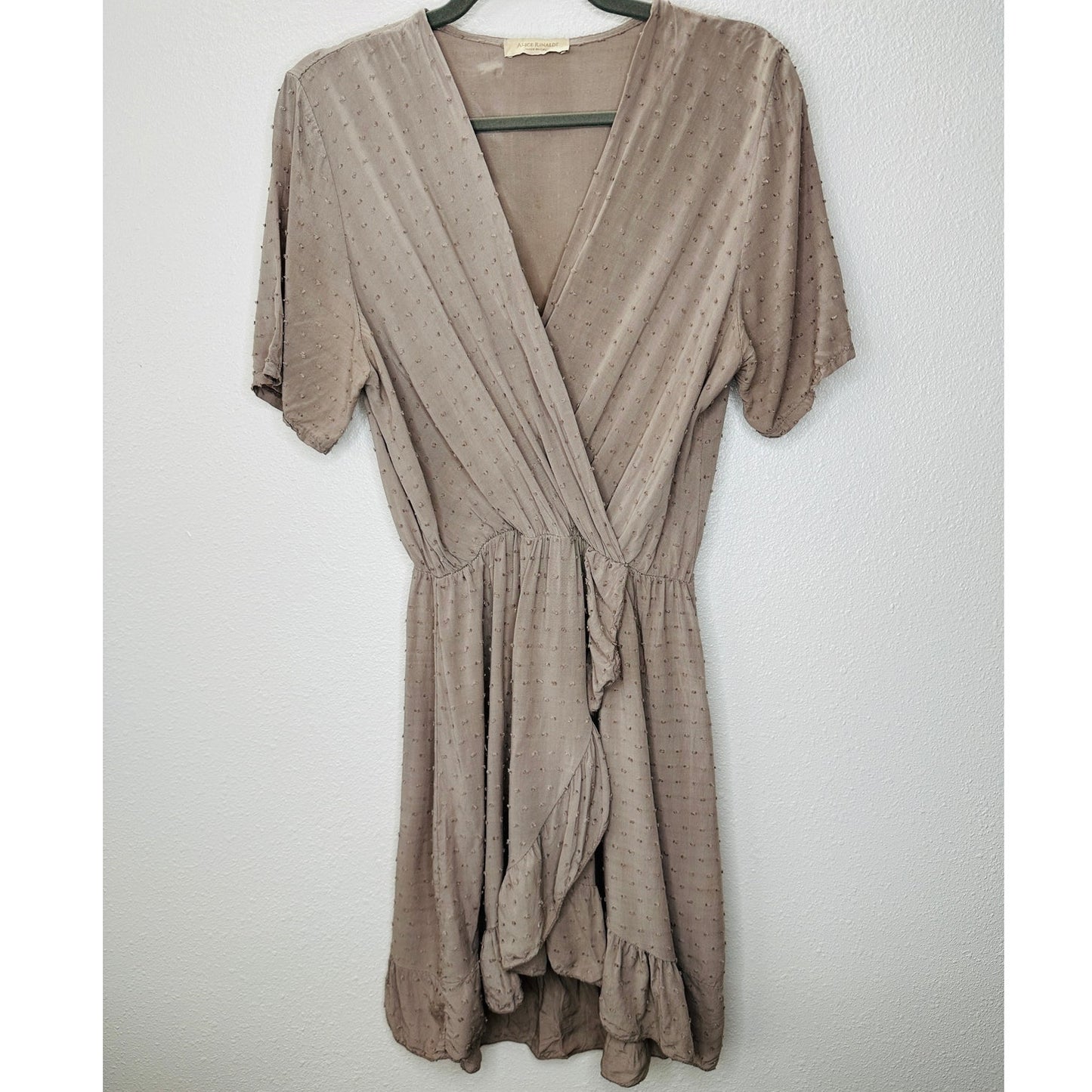 Alice Rinaldi Taupe Tonal Polka Dot Short Sleeve Faux Wrap Ruffle Dress M