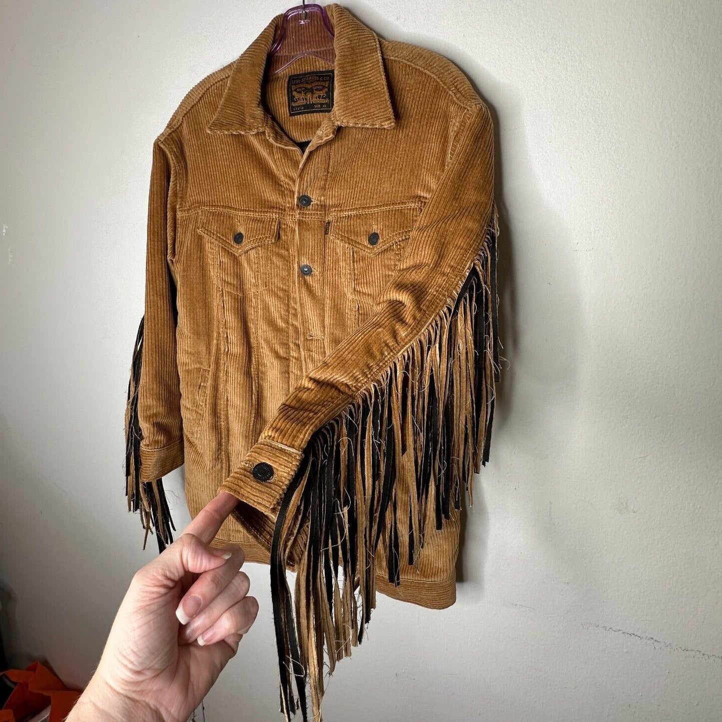 NWT Levis Karla Camel Tan Fringed Corduroy Long Trucker Button-Front Jacket XS