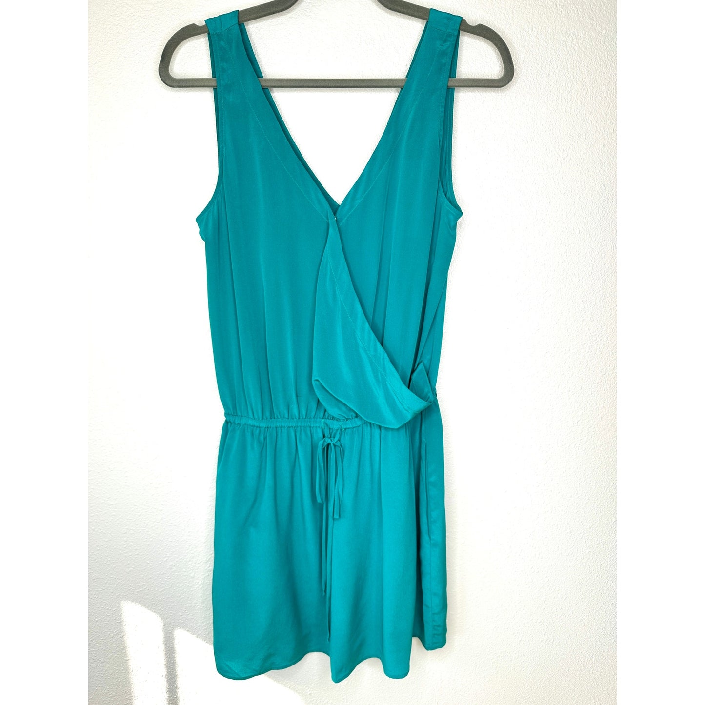 NWT Lavender Brown Jade Teal V-Neck Satin Faux Wrap Dress M