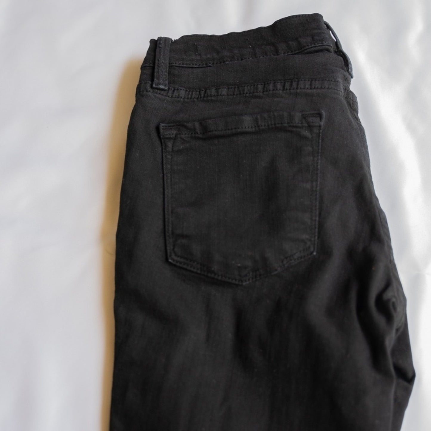 Frame Le Skinny De Jeanne Noir Black Distressed Skinny Jeans 25