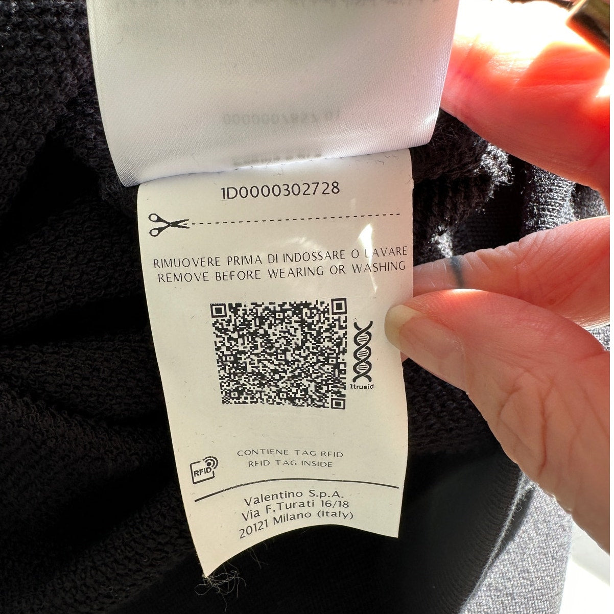 Valentino Garavani Black Hoodie Embroidered White Pansy Patches M