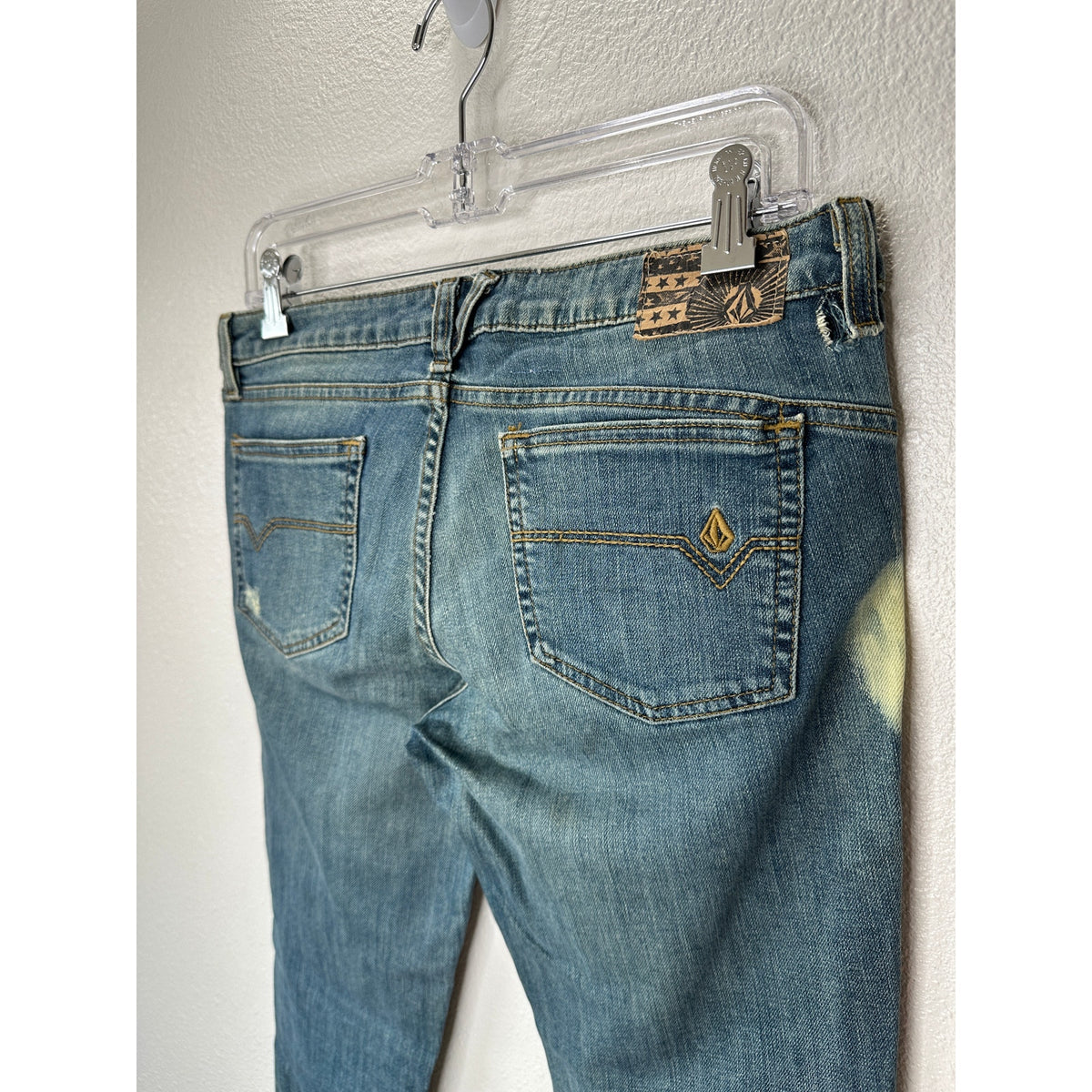 VINTAGE Volcom Stix Skinny Jeans Medium Wash Bleached Distressed Patched Denim