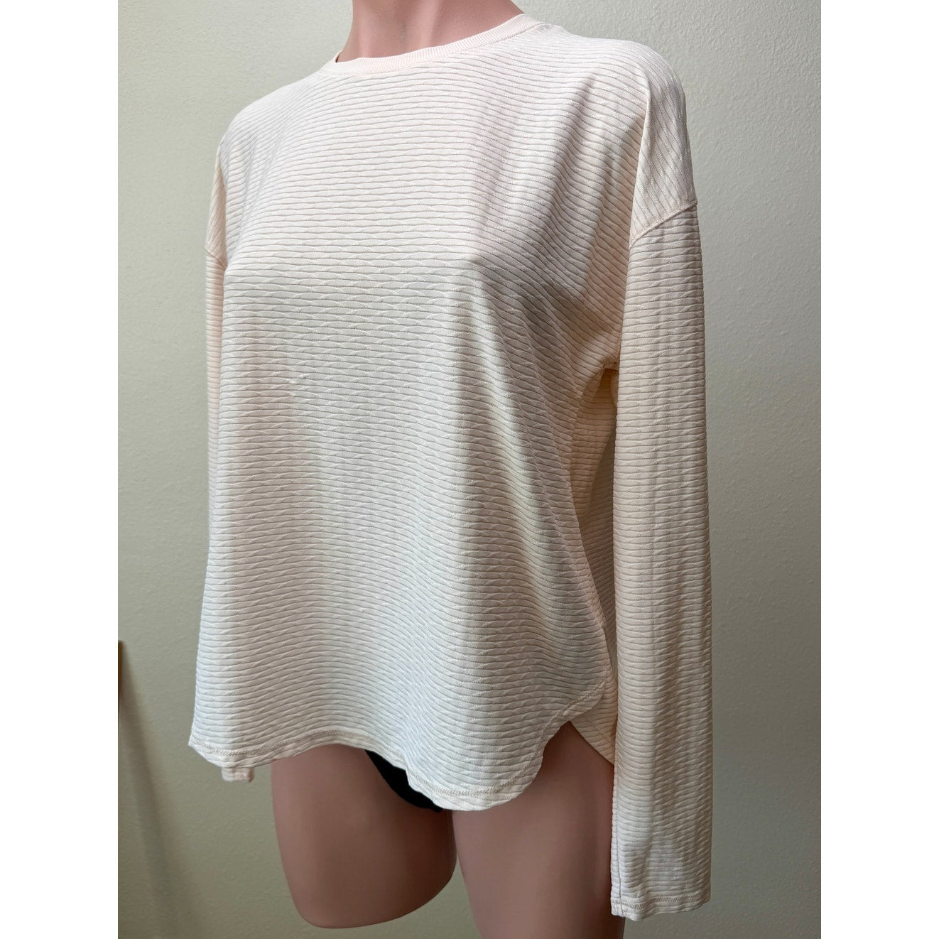 CALIA Ivory Peach Textured Long Sleeve Top Side Slit Relaxed Fit M