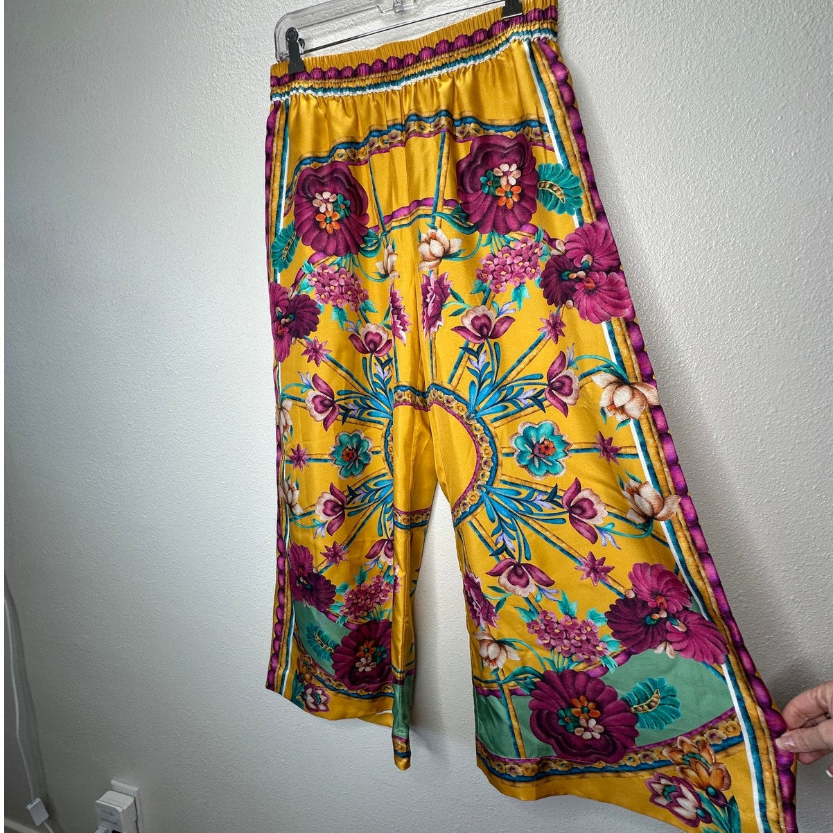 La DoubleJ Yellow Multi-Color Printed Silk Pull-on Palazzo Pant XL