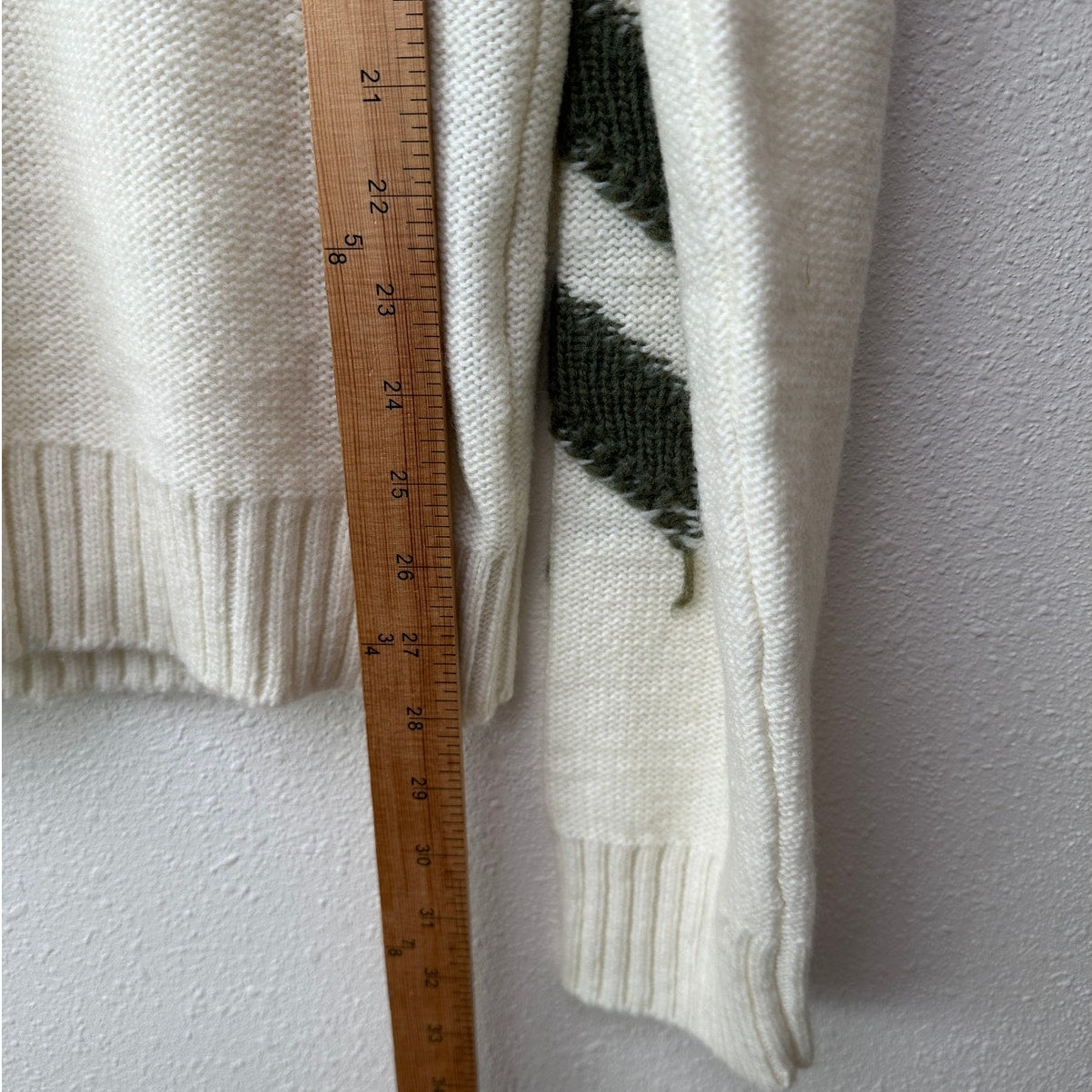 Off-White Reverse Arrow Diag Knit Crew Sweater White / Green