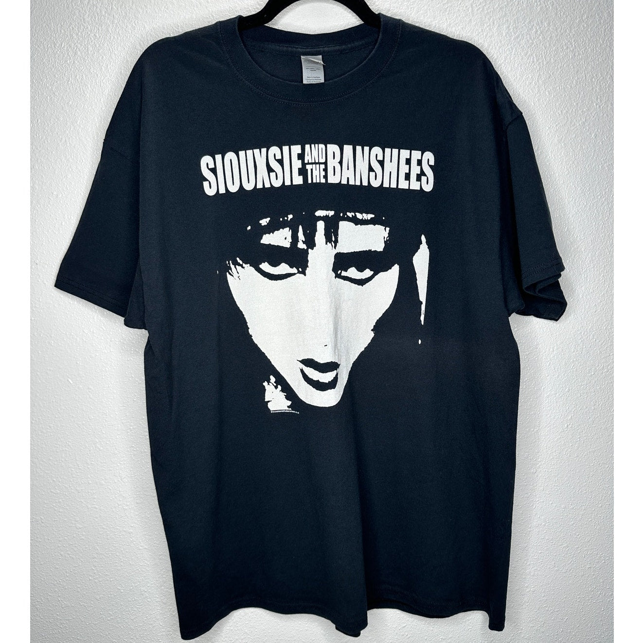 Siouxsie & the Banshee Gildan Black Short Sleeve White Graphic Tee XL