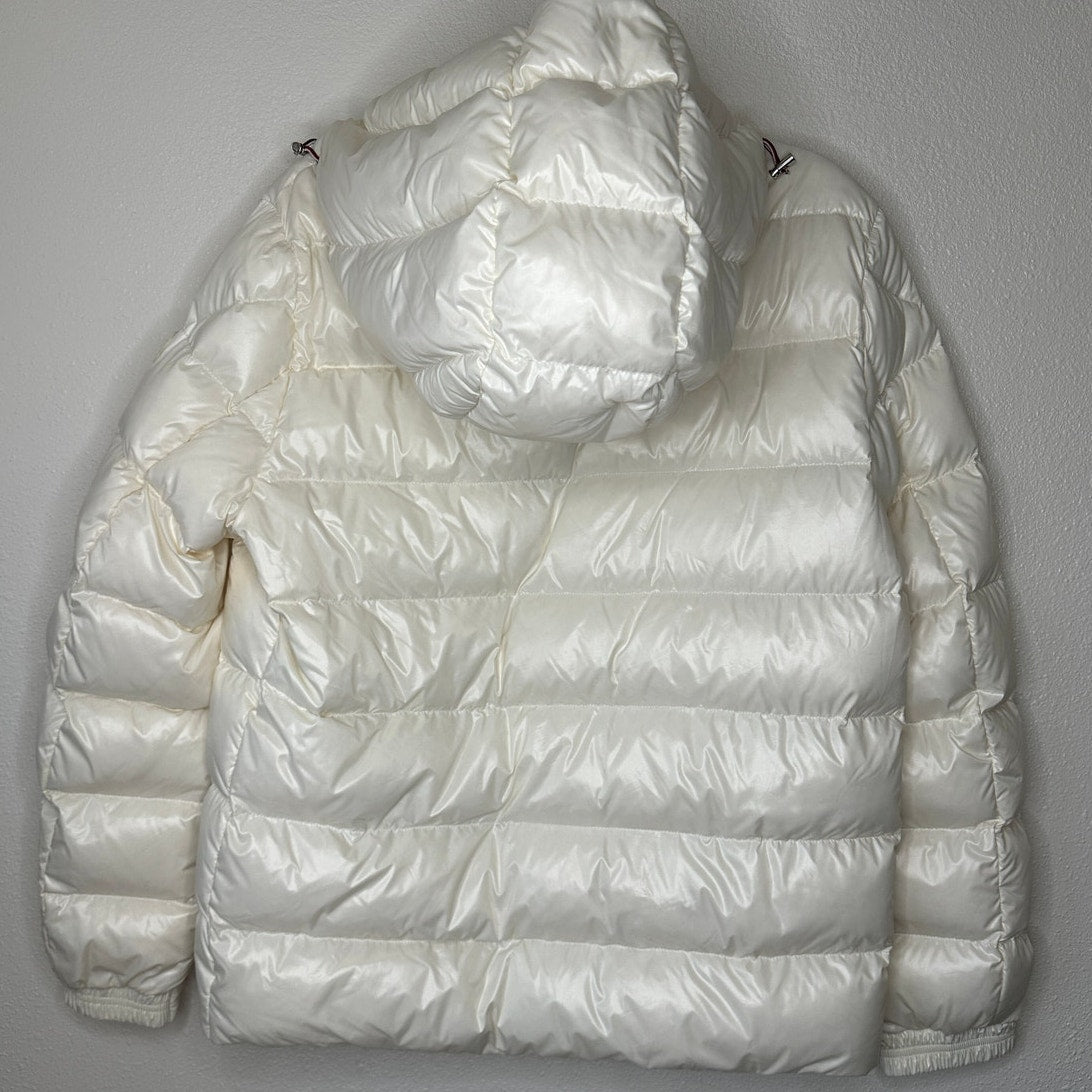 NWT Moncler Mounier White Down Puffer Jacket Hooded 3 Stripes R$1410 Size 4 / XL