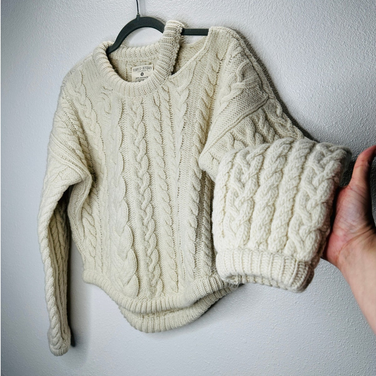 Tempest & Bentley Cream Chunky Knit 100% Wool Long Sleeve Sweater M