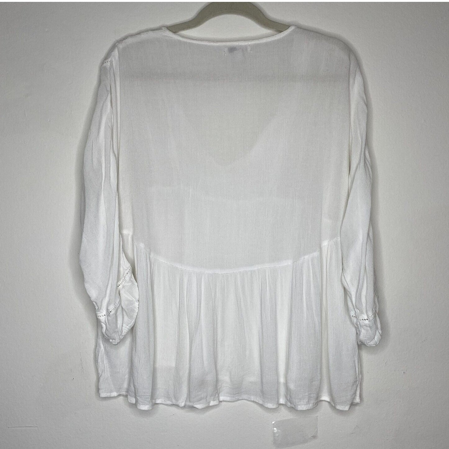 Revolve Lulu's Amuse Society Cool Breeze Relaxed Top White VTie Boho Crochet XS