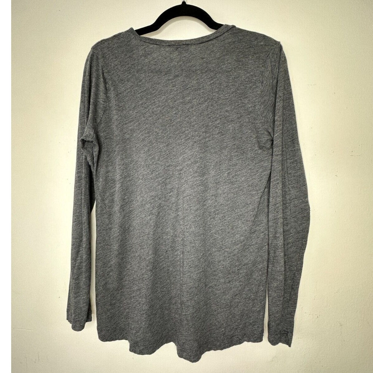 Splendid Dark Heather Gray Light Weight Long Sleeve Deep VNeck Sweater Top Med