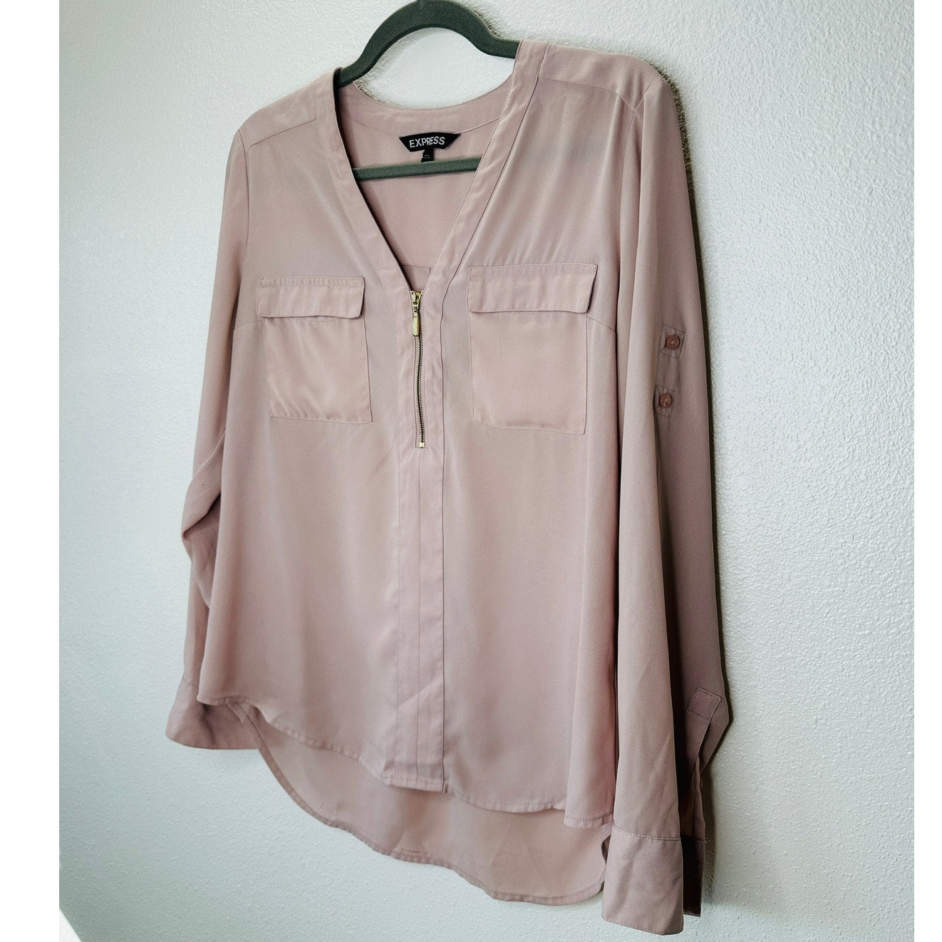 Express Pale Peach Two Pocket Zip Front Roll Tab Sleeve Popover Top M