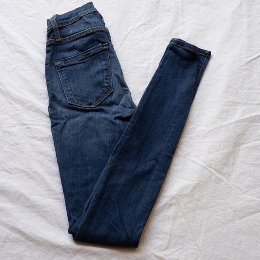 Fashion Nova Medium Dark Wash High Rise Destroyed Knee Stretch Jeans 3