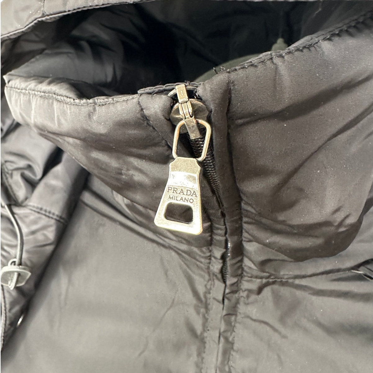Prada Men's Black Polyester Hooded Long Line Rain Jacket 42 / L
