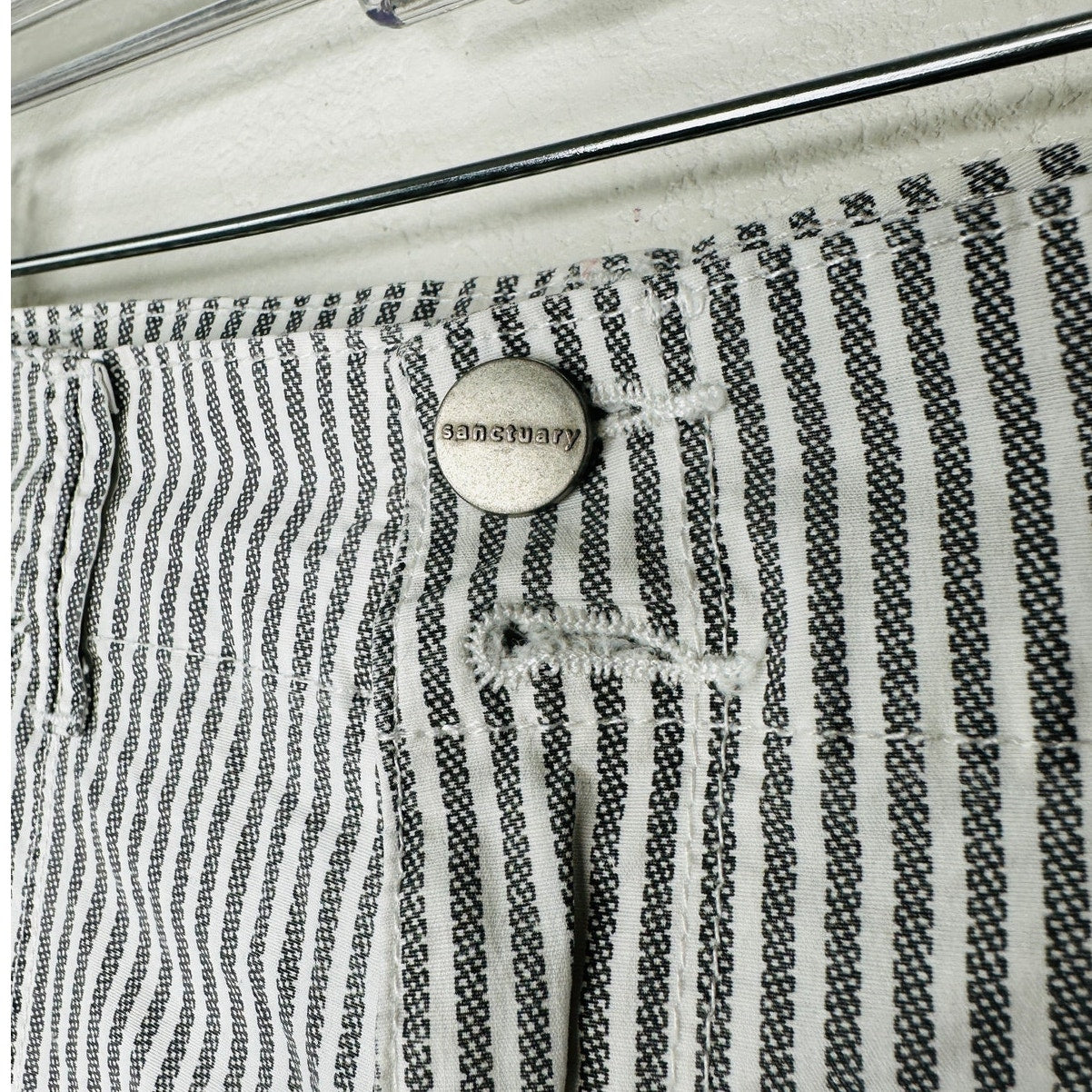 Sanctuary White & Gray Striped Cropped Utility Trouser Pant Cinched Ankle 27