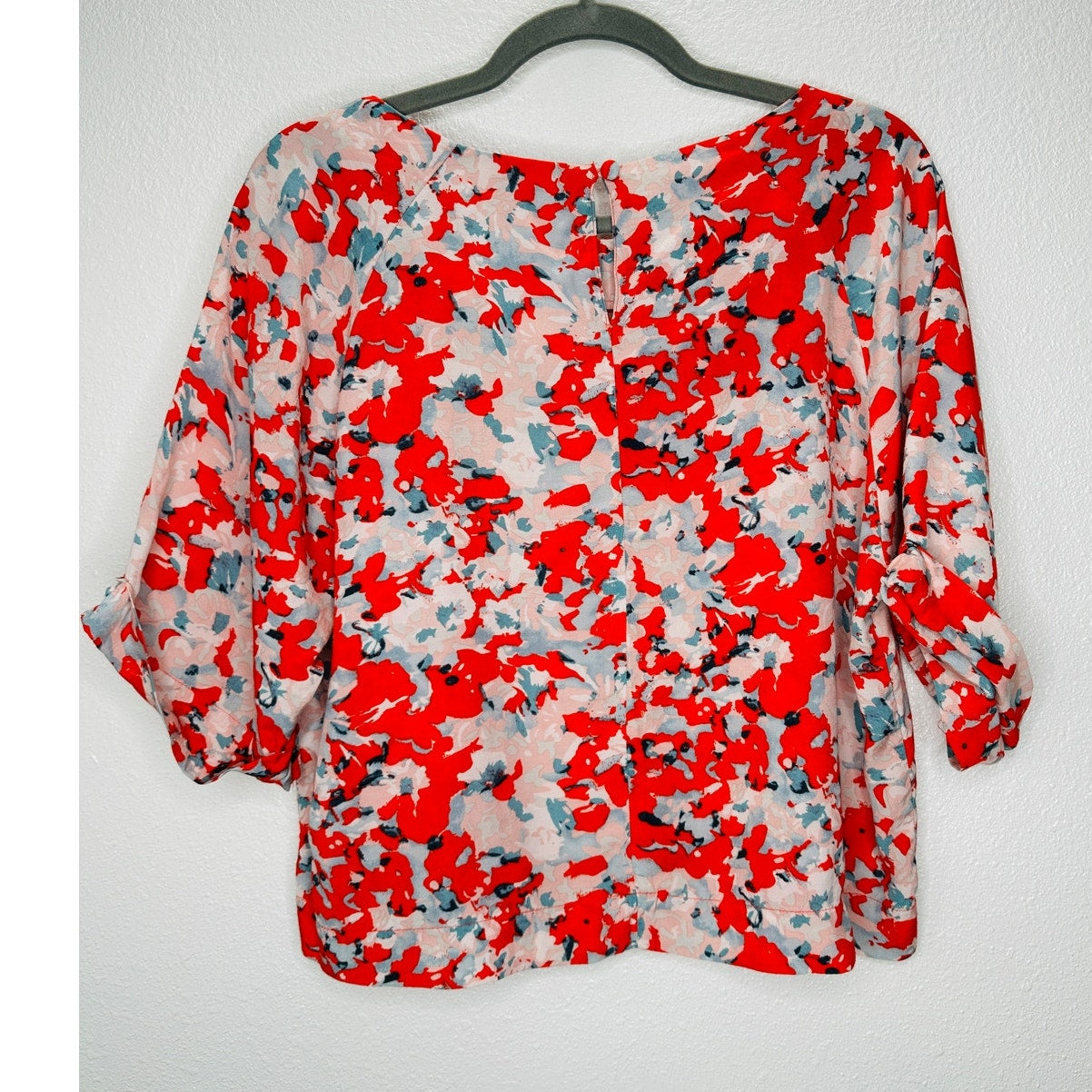 Cute Red Pink Blue Floral 3/4 Cuffed Sleeves Wide Round Neck Blouse Top L
