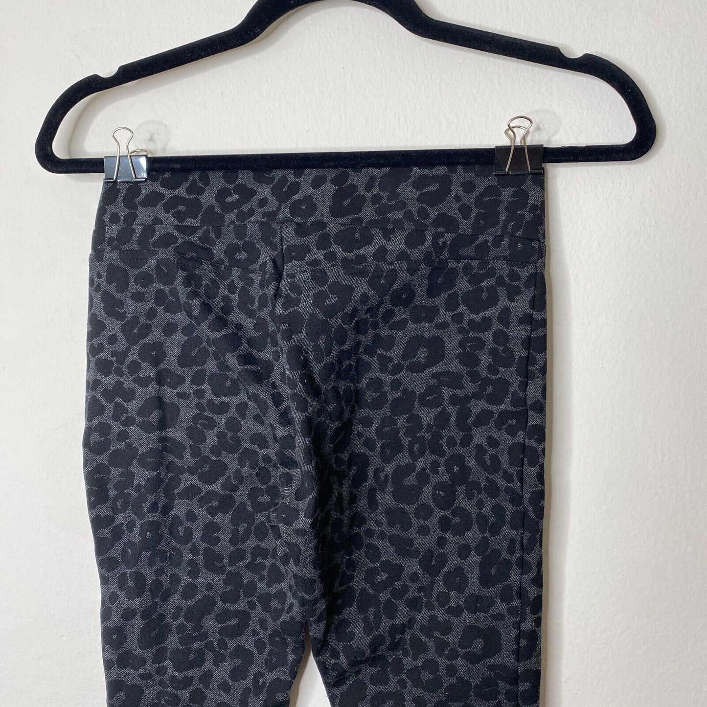 Loft Black and Gray Muted Leopard Print Ponte Leggings Jeggings High Waist XSP
