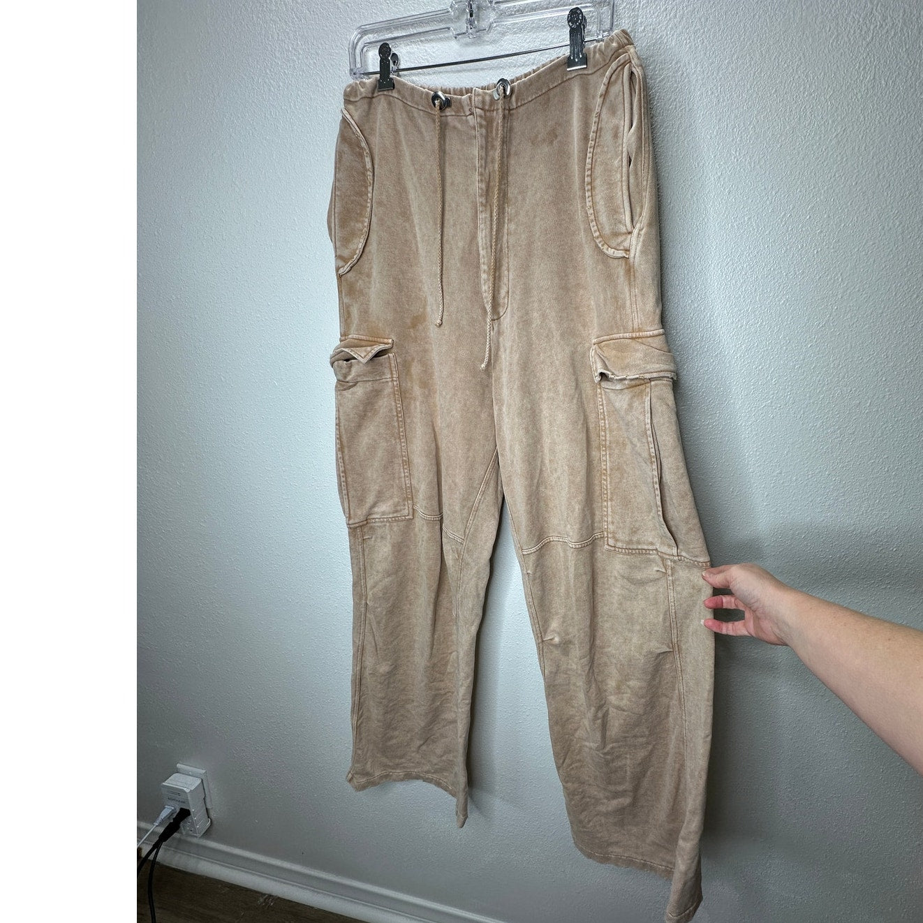 Acne Studios Mens Tan Wide Leg Cargo Sweat Pants M