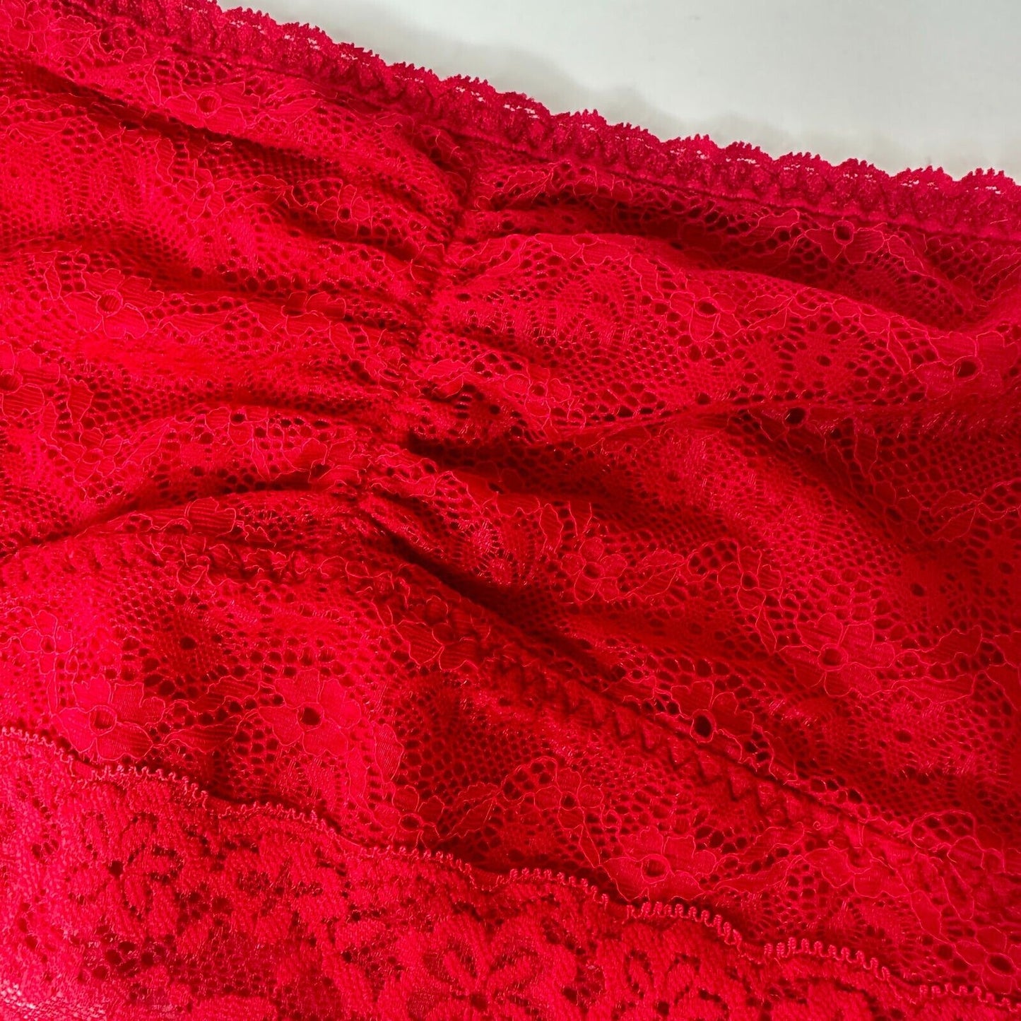 Gilly Hicks Bright Red Lace Design Stretch Relaxed Bandeau Top Large