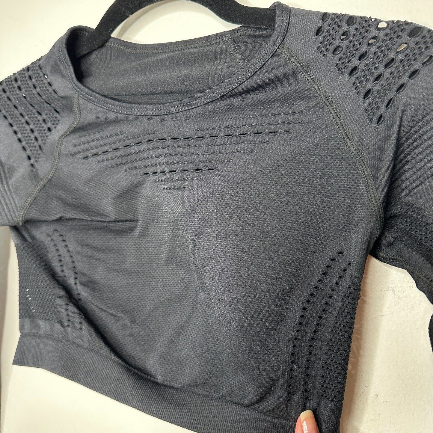Jet Black Cropped Stretch Workout Top Long Sleeve Thumbholes Laser Cut Design SM