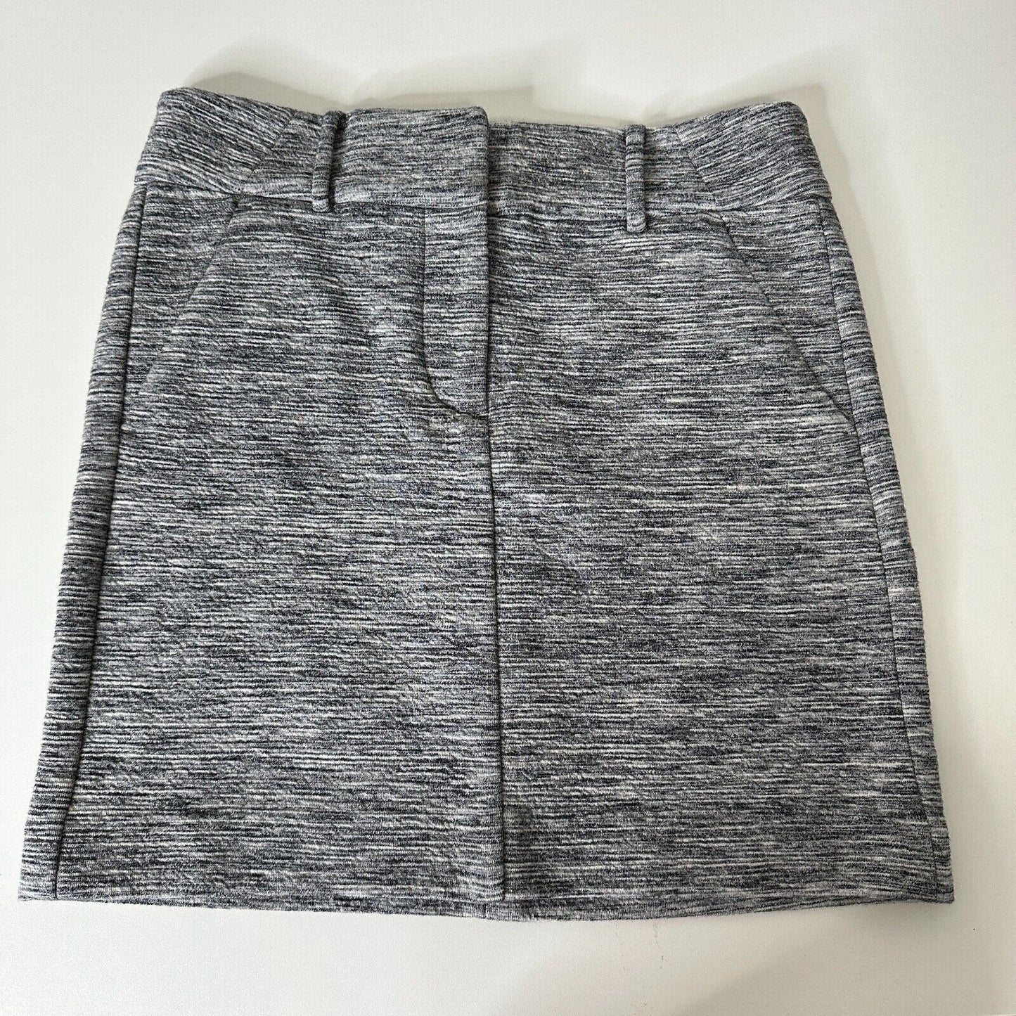 NWT Loft Simone Heathered Gray Mini Skirt Belt Loops Pockets Front and Back 00P
