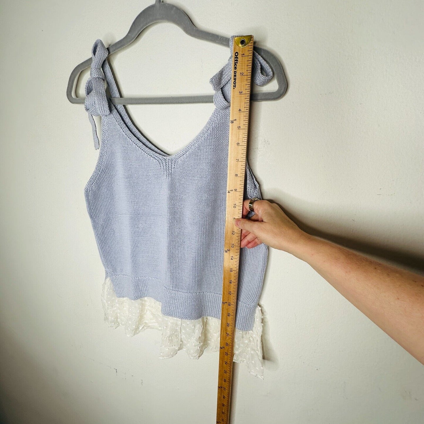 Club Monaco Purple White Knit V-Neck Tank Sheer Mesh Polka Dot Ruffle Hem Medium
