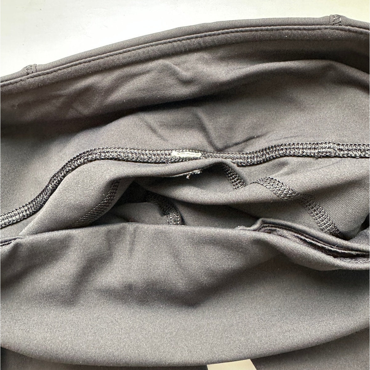 Lululemon Black Crop Leggings Mesh Calf Detail Yoga Pant Legging 4