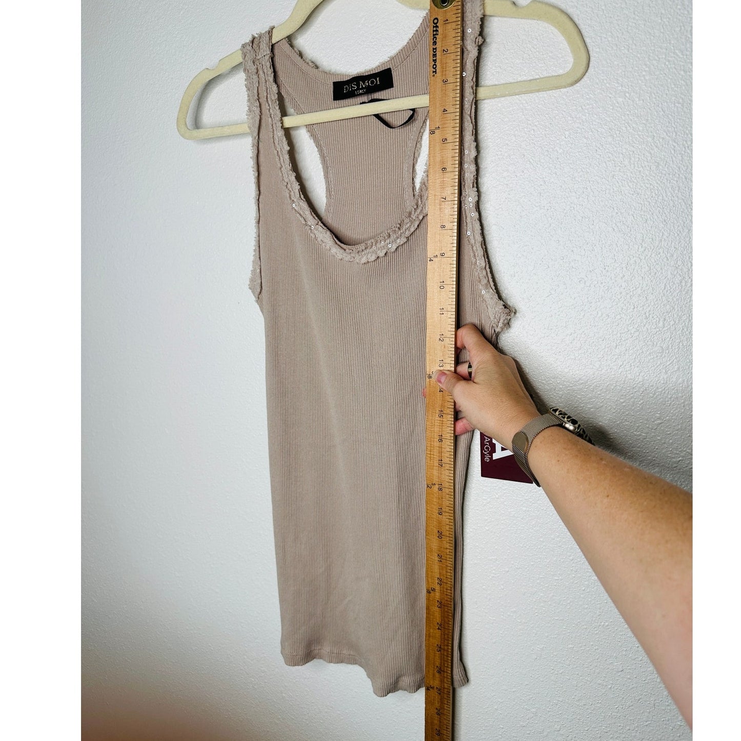 NWT Dis Moi Tan Rib Knit Racer Back Lace Edging Tank Top